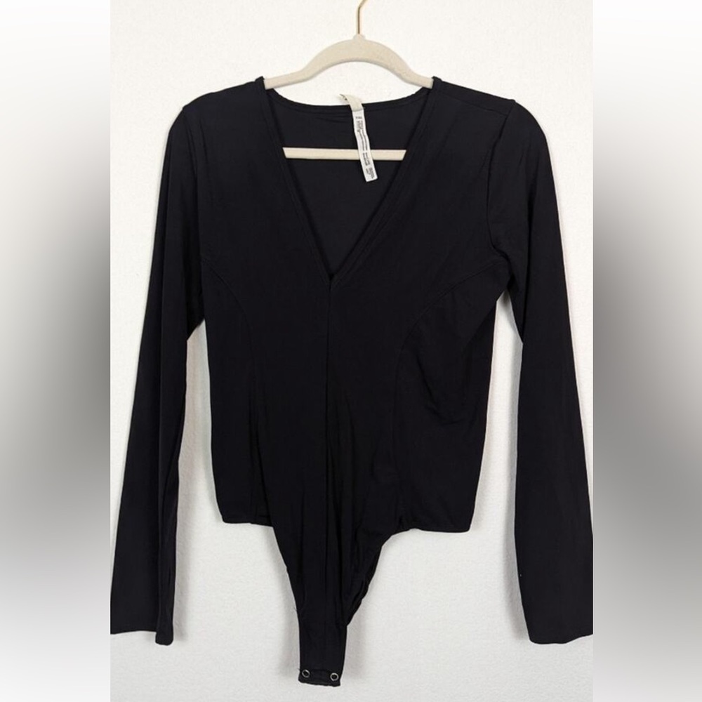 Free People Intimately Black V Neck Long Sleeve Bodysuit XS Women’s